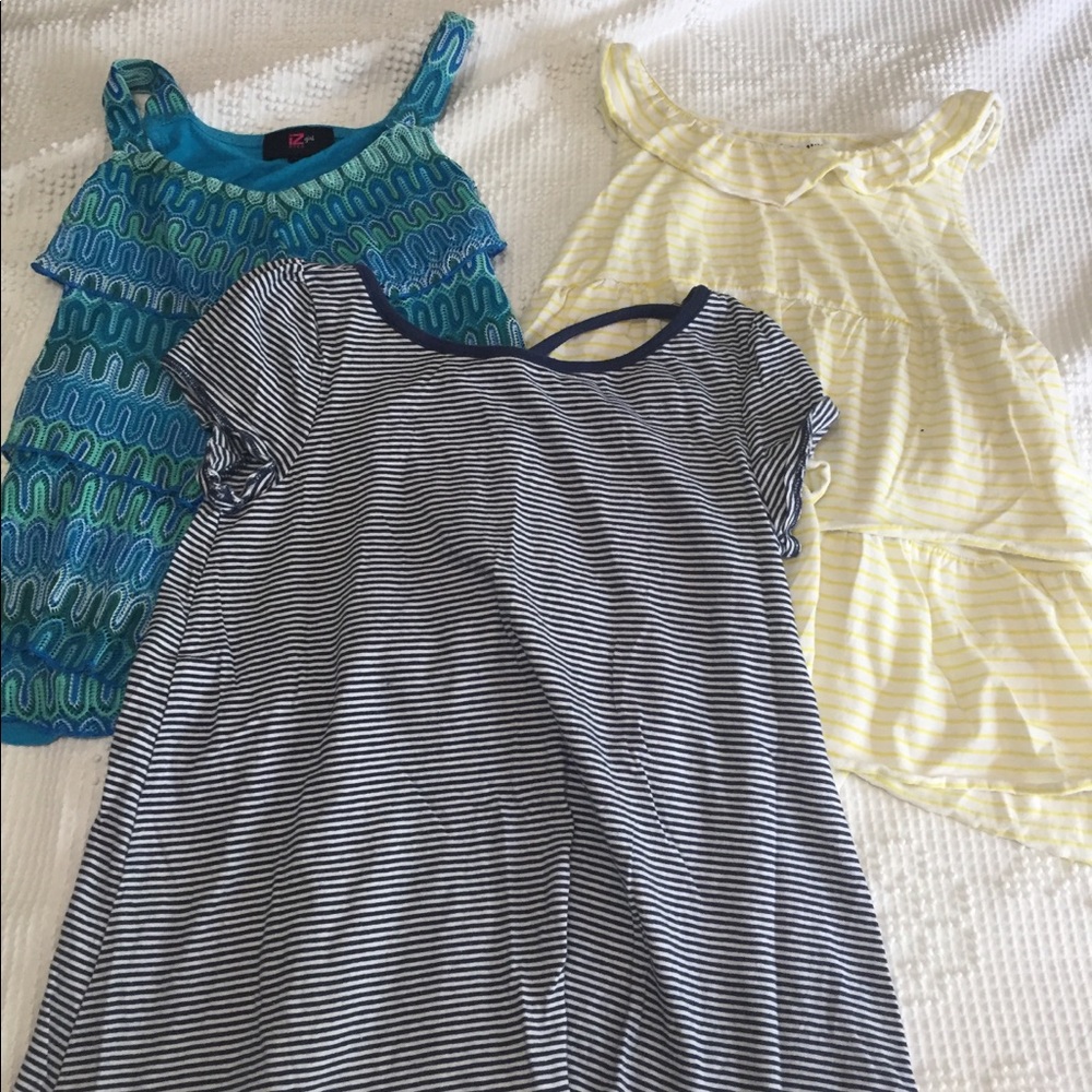Summer top LOT 3/$12 Closet Clear Out